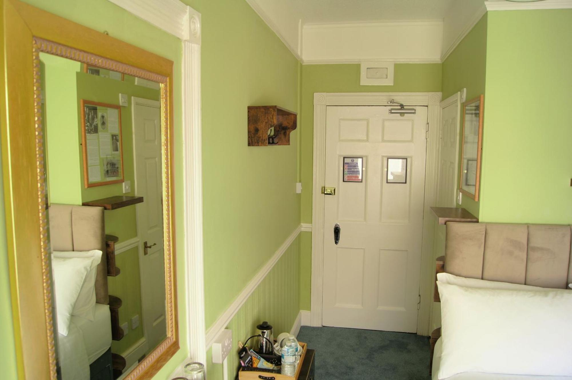 The Lawrence Of Arabia Hotel Weymouth Ruang foto